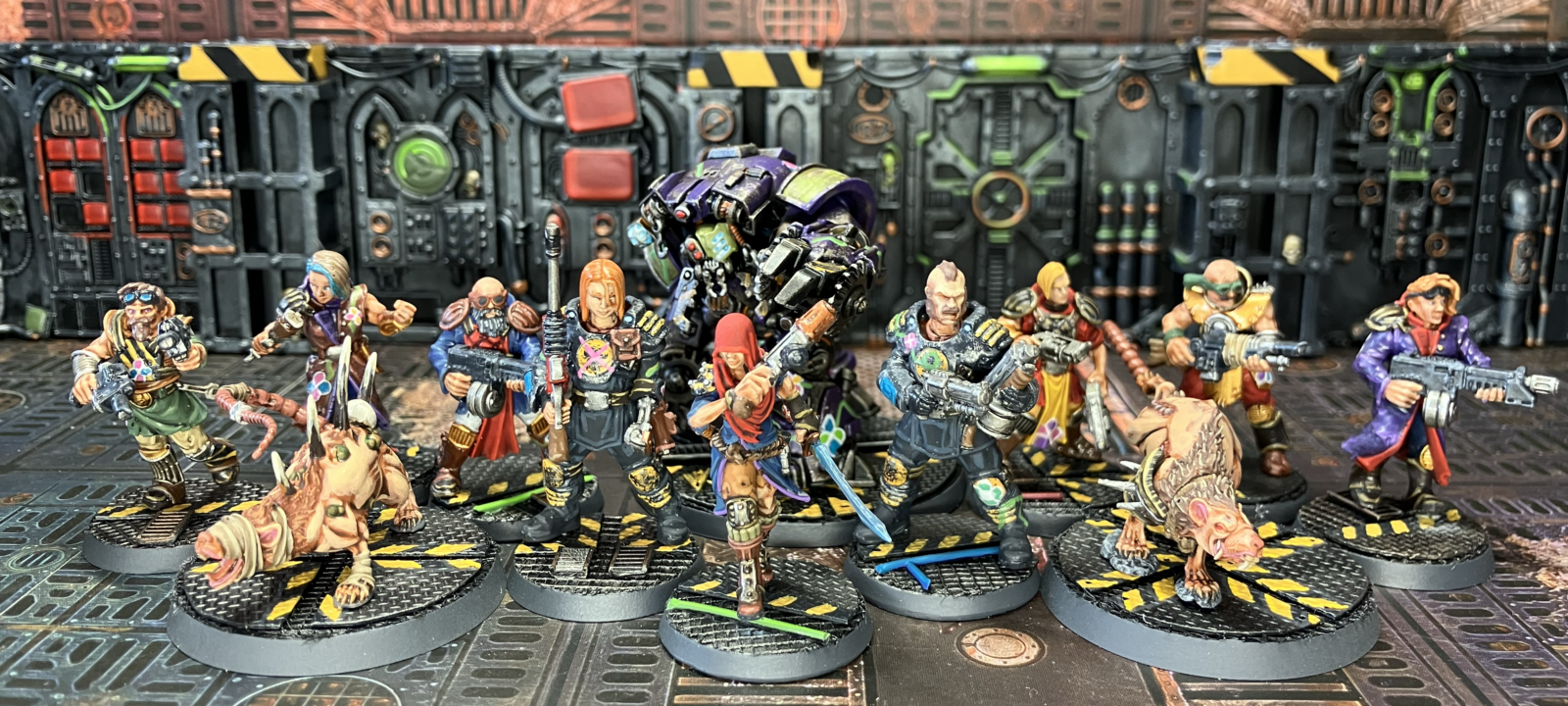 The Psyker Sarah, her champs, and a gang of misfits and scummers