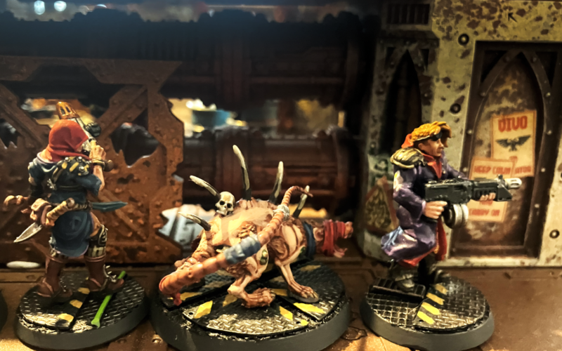 Psyker Sarah, a giant hive rat, and a scummer