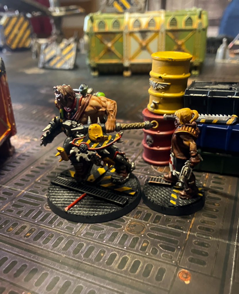 An Orlock juve charges a Goliath stimmer